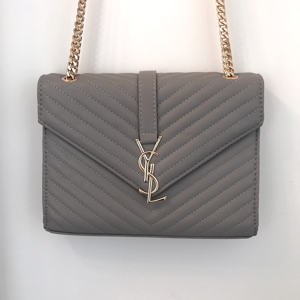 🛍NWOT Faux Leather Cross Body Bag 🛍